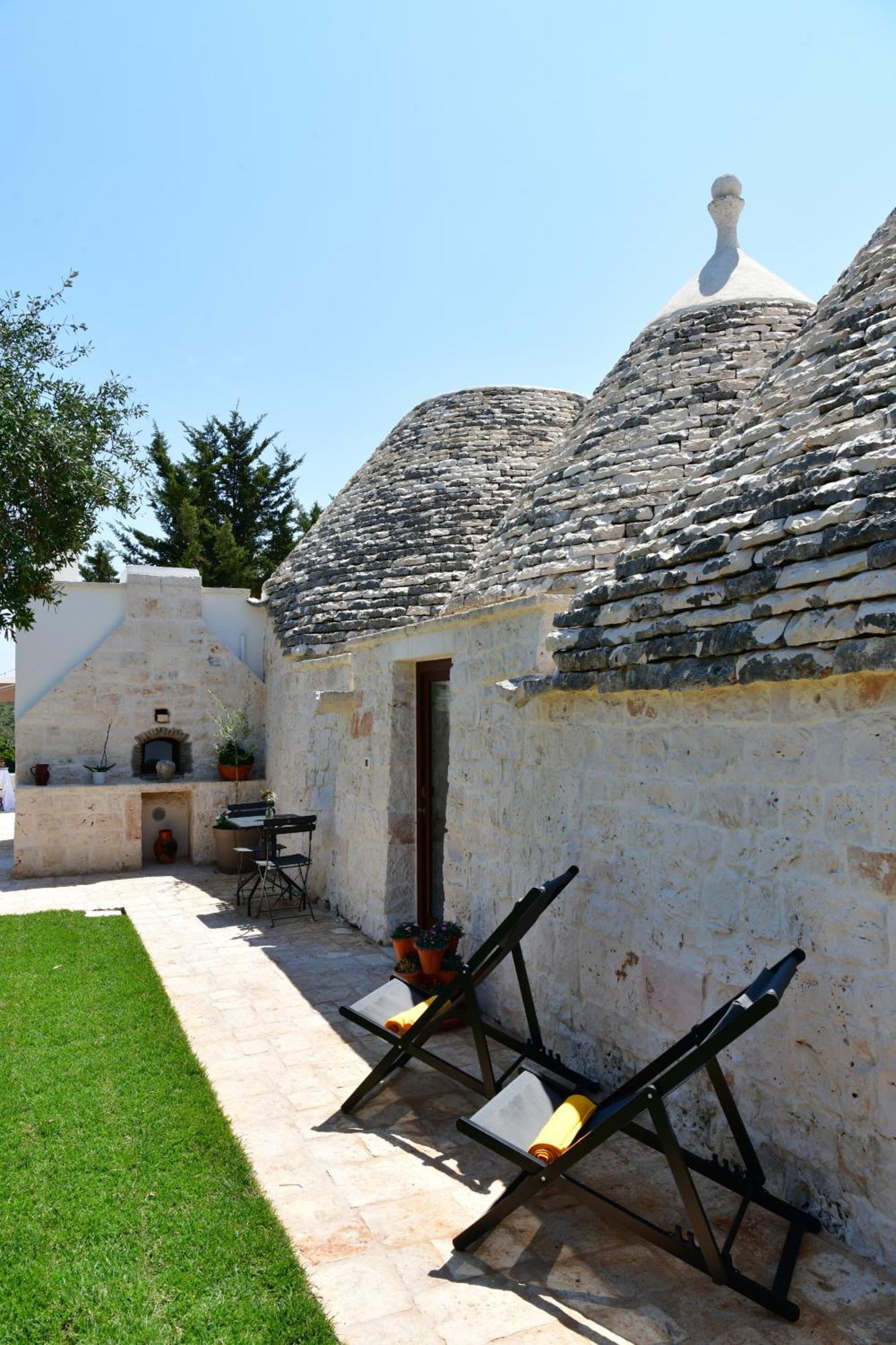 Lamarossa Trulli & Suites Antonelli Kültér fotó