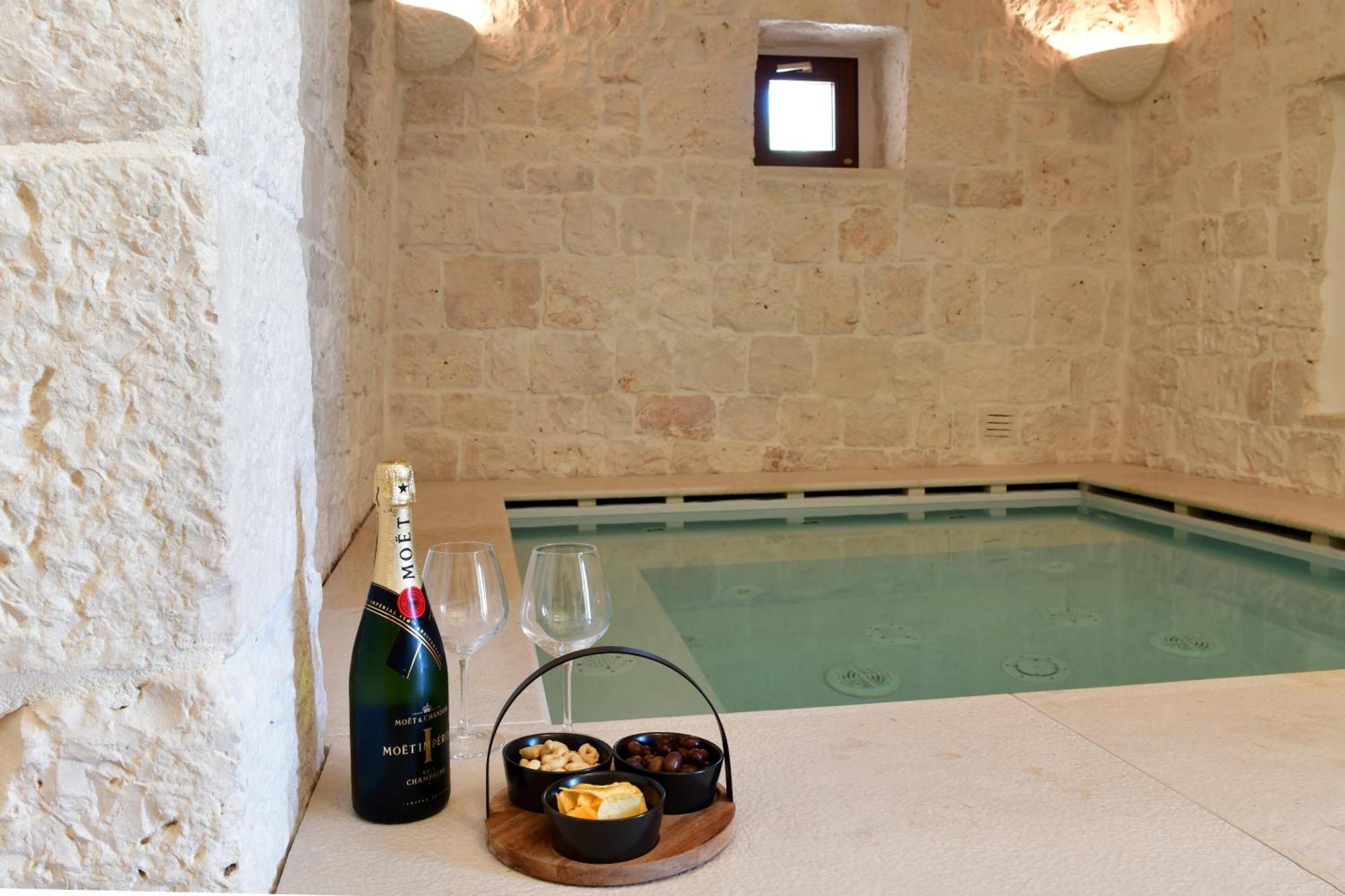 Lamarossa Trulli & Suites Antonelli Kültér fotó