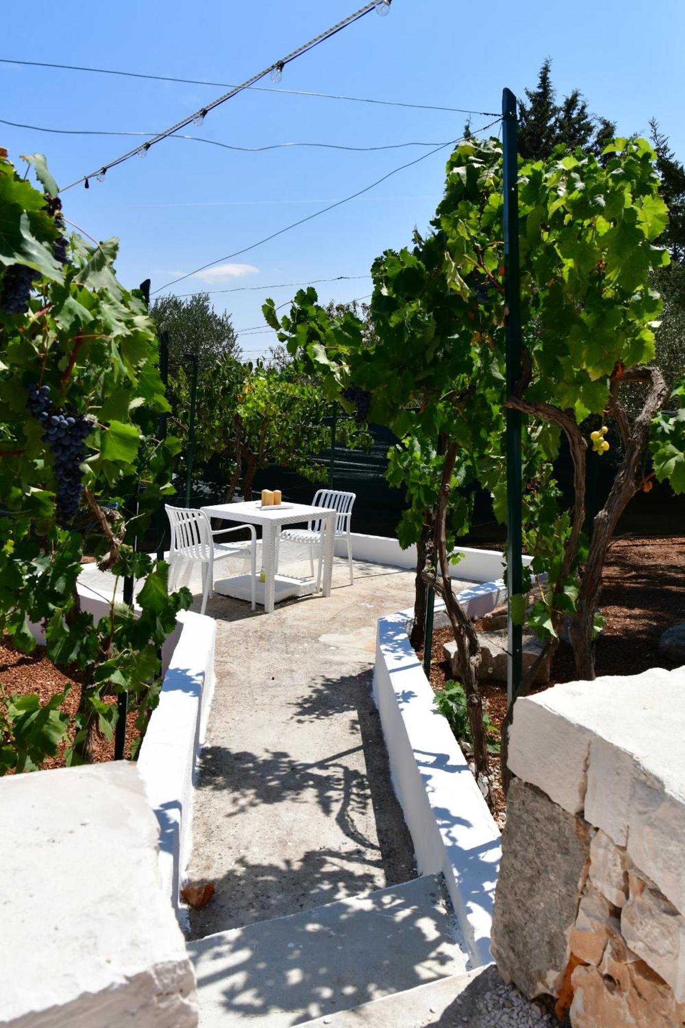Lamarossa Trulli & Suites Antonelli Kültér fotó